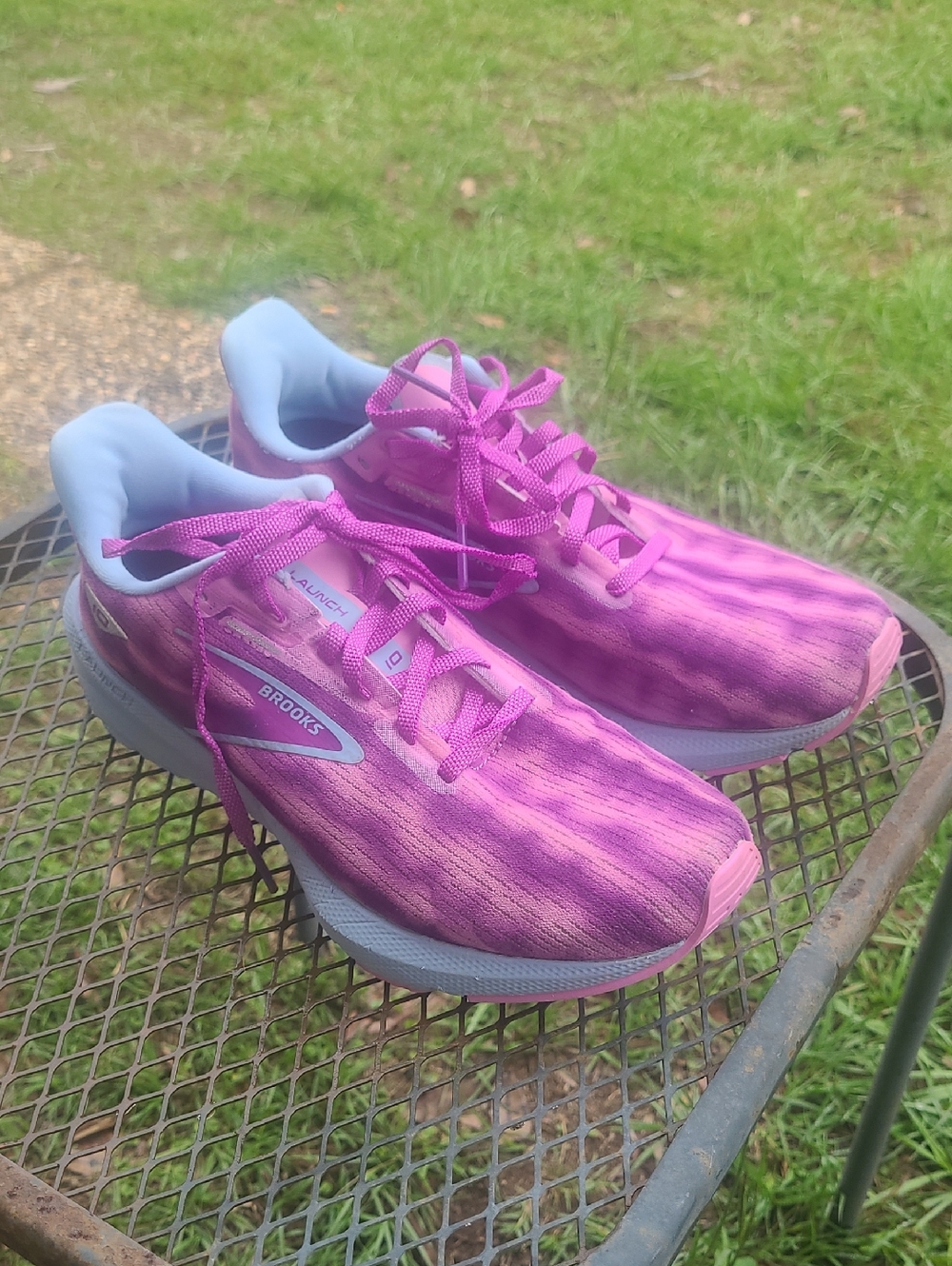 Brooks Women’s Launch 10 Shoes Purple and Gray Size 8.5